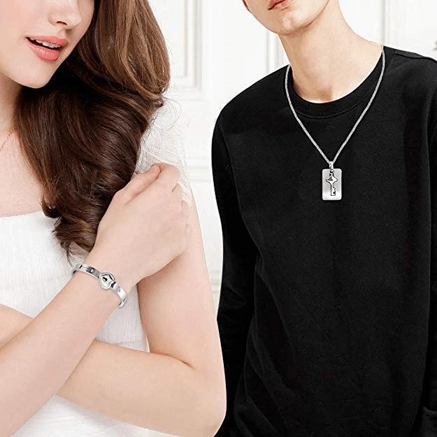 BowLift | Herzlott Bracelet & Necklace