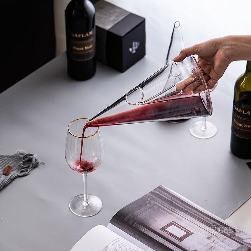 BowLift | Edifice Decanter - Handcrafted Glass Wine Decanter