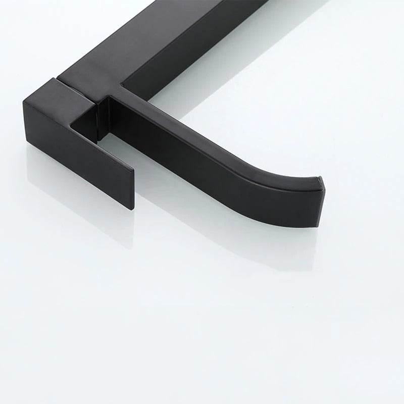 BowLift | Matte black cold water single faucets for sink installation