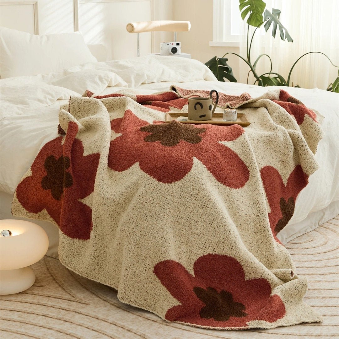 BowLift | Elegance and warmth for your home with the soft flower blanket