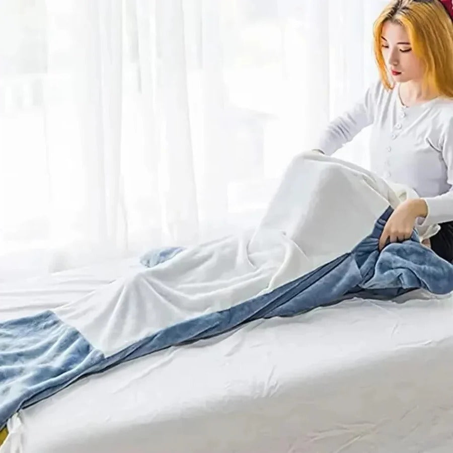 BowLift | Cozy Shark Hooded Flannel Blanket