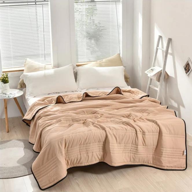 BowLift | Cooling Blanket Lightweight Breathable Summer Bed Cover