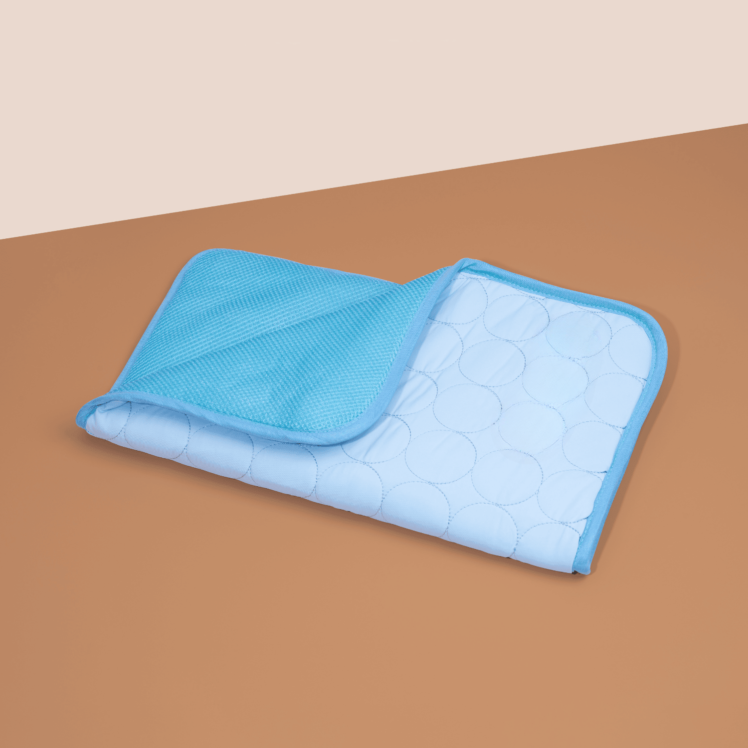 BowLift | Innovative Cooling Mat for Dogs (4x Cooling Power) - ChillComfort