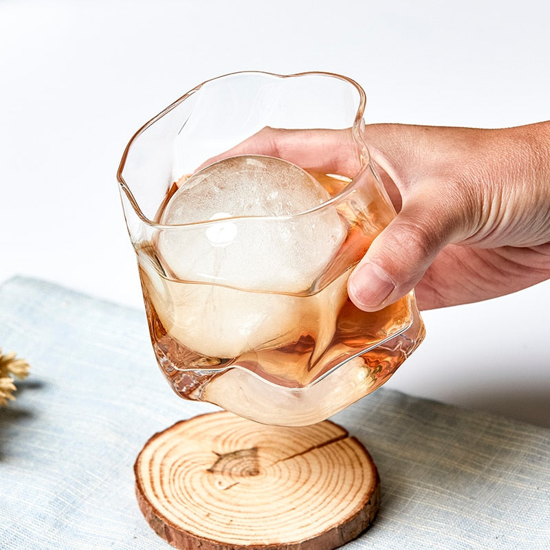 BowLift | Distorted Texture Whisky Glass Set