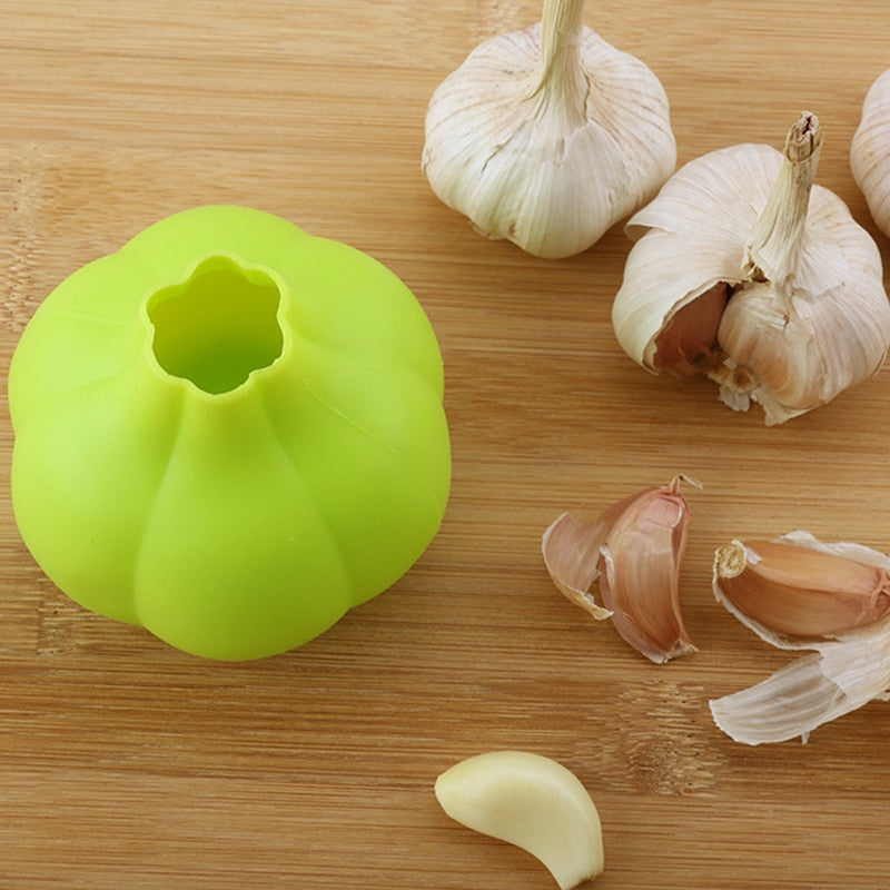 BowLift | Creative Easy Garlic Peeler