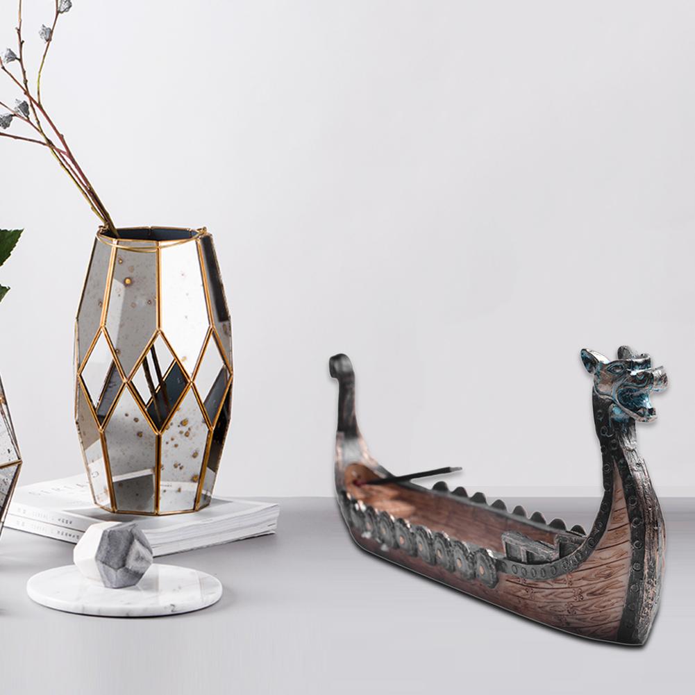 BowLift | Retro Dragon Boat Incense Holder