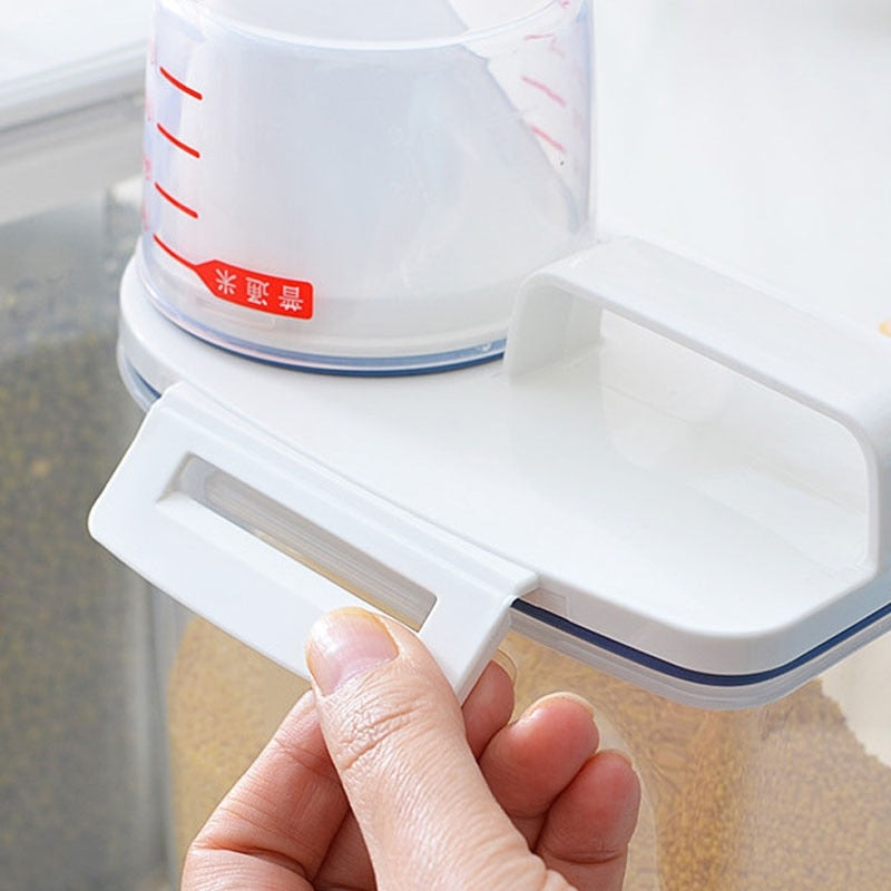 BowLift | Measuring Cup Lid Cereal Grain Storage Dispenser