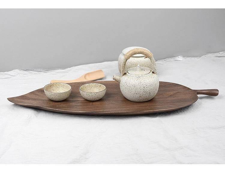 BowLift | Walnut Snack Tray Leaf Plates
