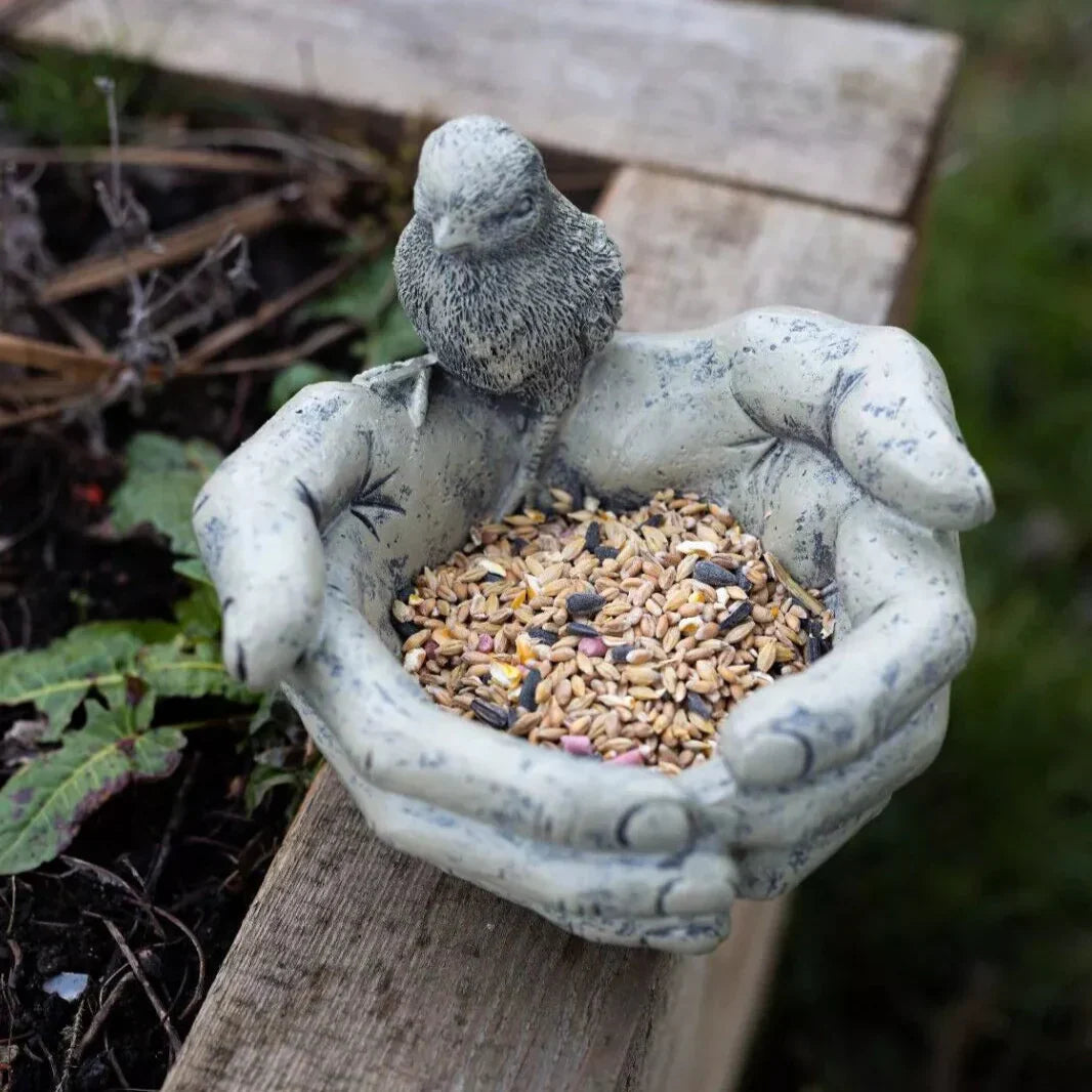 BowLift | BirdHaven – Symbolic Bird Feed Handcrafted from Resin