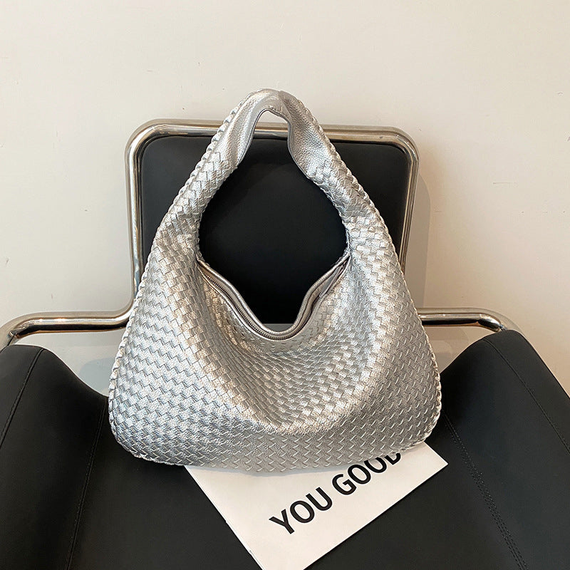 BowLift | Fashionable woven bag for women