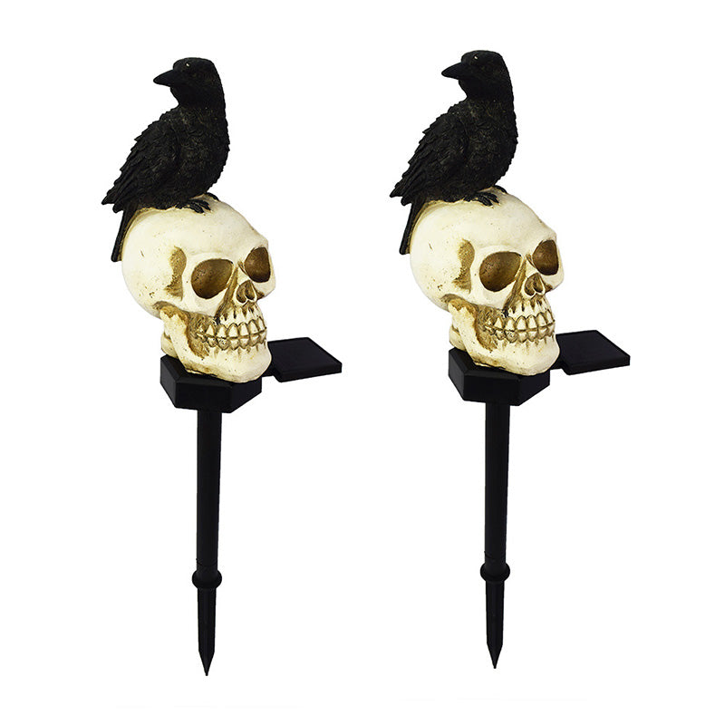 BowLift | Crow skull solar lamp for the garden