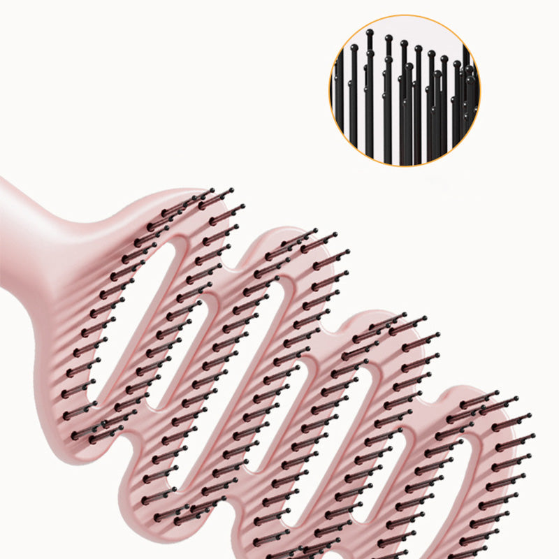 BowLift | Curved hairbrush with ventilation
