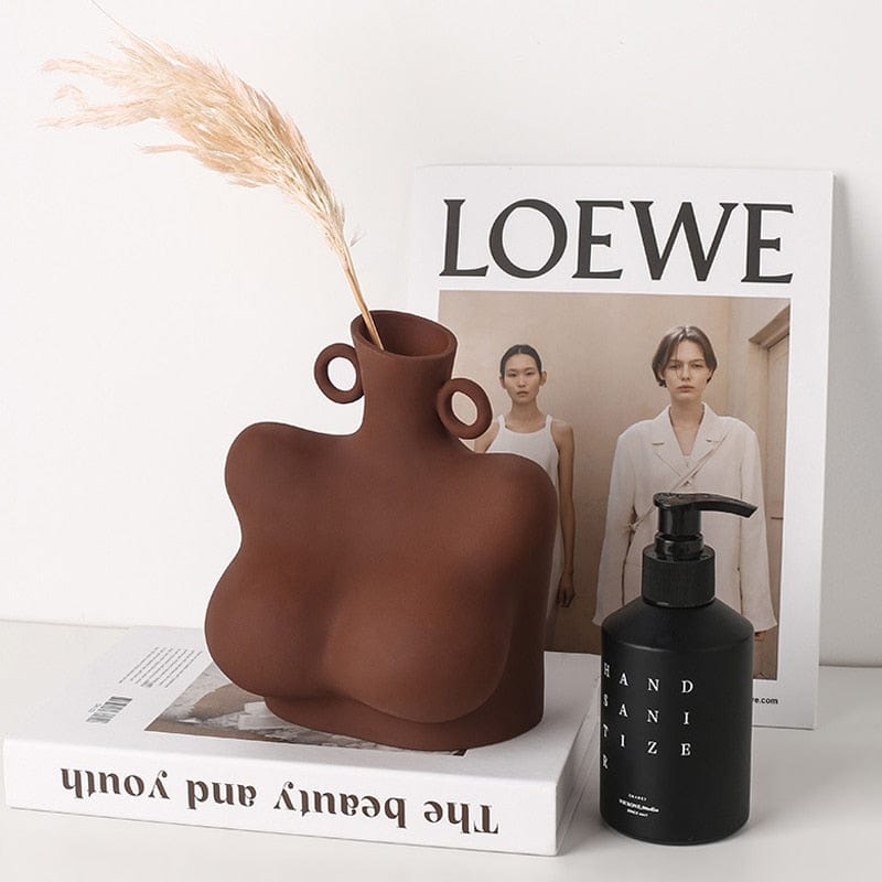 BowLift | Female Form Vase Collection