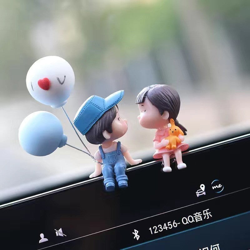 BowLift | Cute Couple Car Ornament