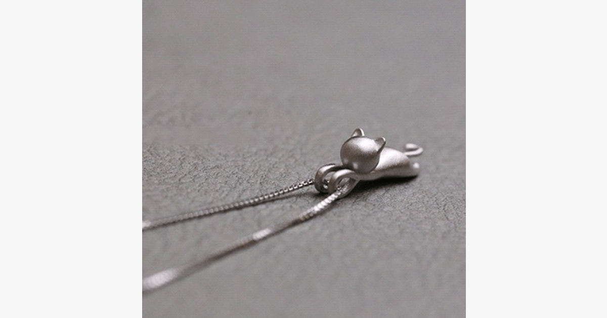 BowLift | Climbing Cats Pendant – Made specifically for animal lovers – Simple, but absolutely unique