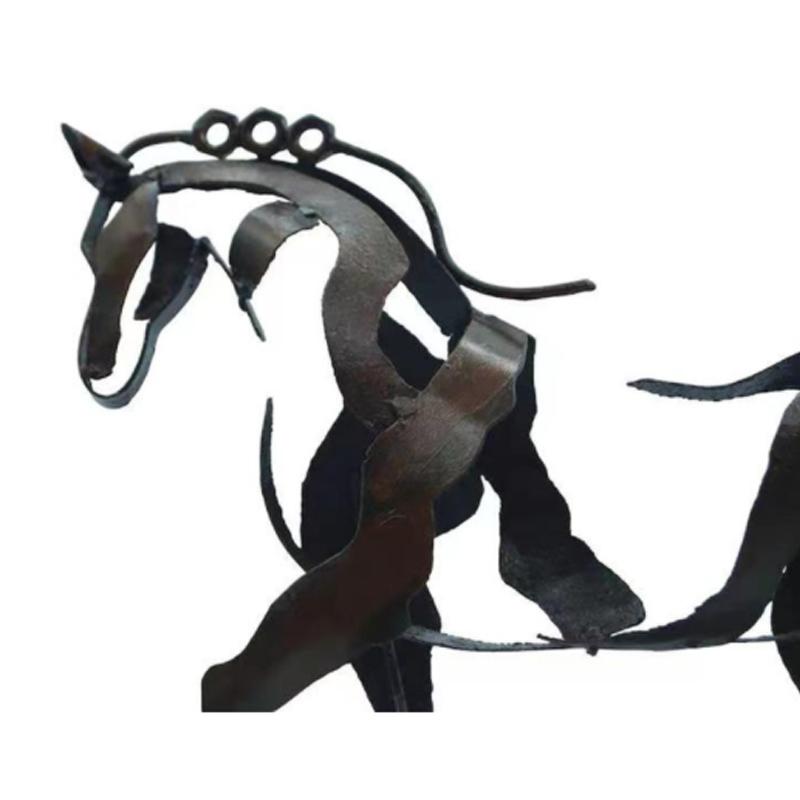 BowLift | Handcrafted Metal Horse Sculpture "Adonis"