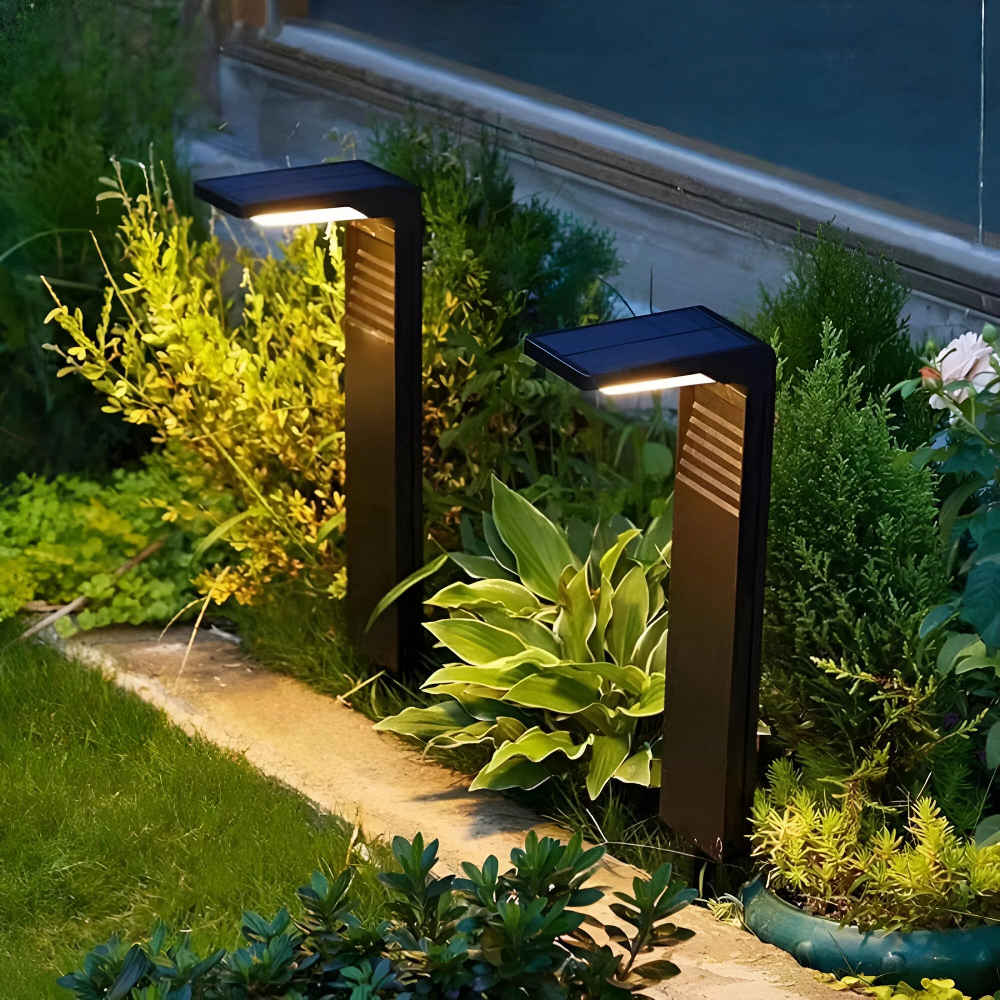 GlowEdge – Solar Powered Garden Light