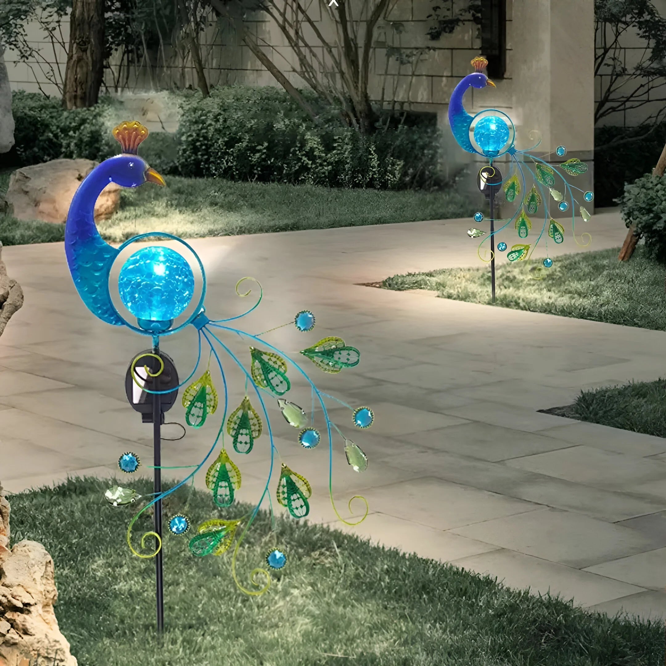 SolarGlow – Peacock Garden Light