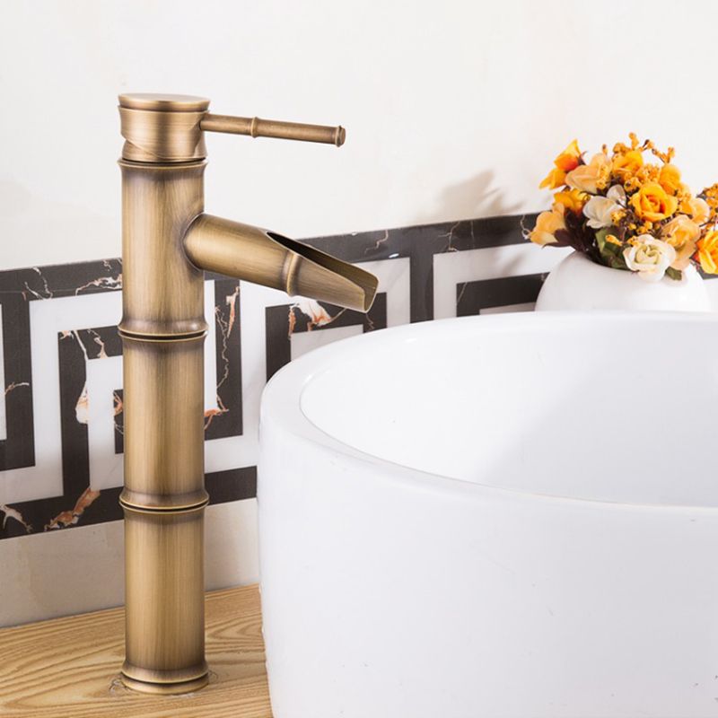 BowLift | Country house vessel water tap brass lever handles waterfall outlet sink faucet