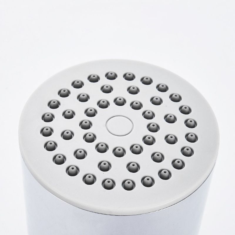 BowLift | Round shower head made of stainless steel in silver wall-mounted shower head