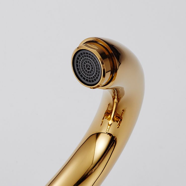 BowLift | Vintage Wide Spread Bathroom Faucet Industrial Lever Sink Faucet