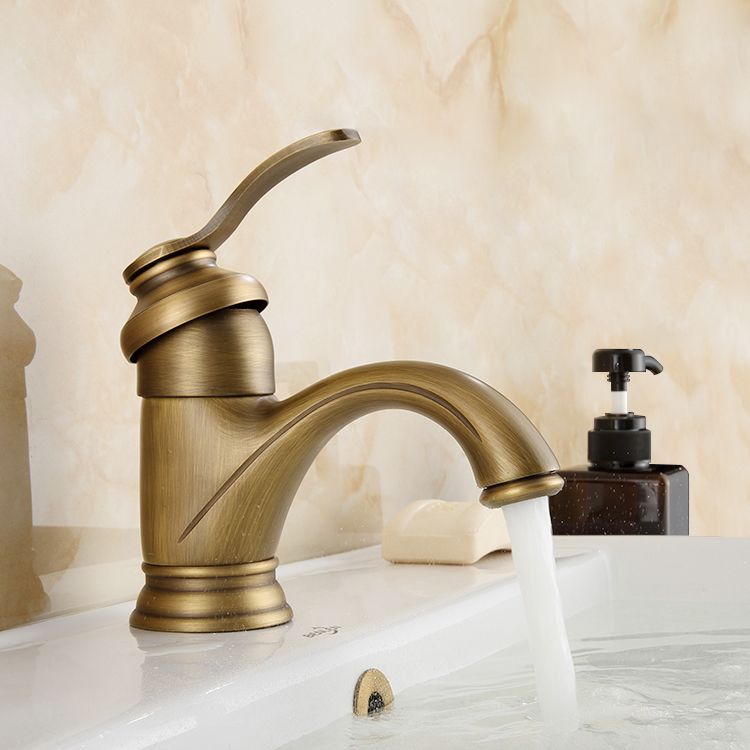 BowLift | Brass Bathroom Vessel Sink Faucet Single Handle Round Basin Faucet with Water Hose