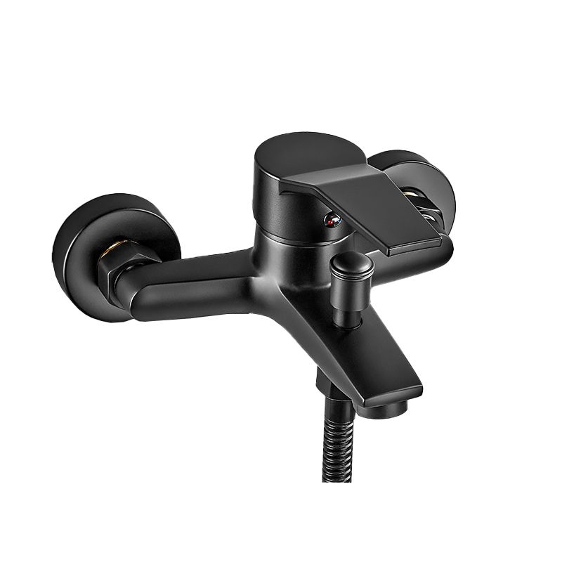 BowLift | Wall-mounted fixed bathtub faucet lever handle with hand shower