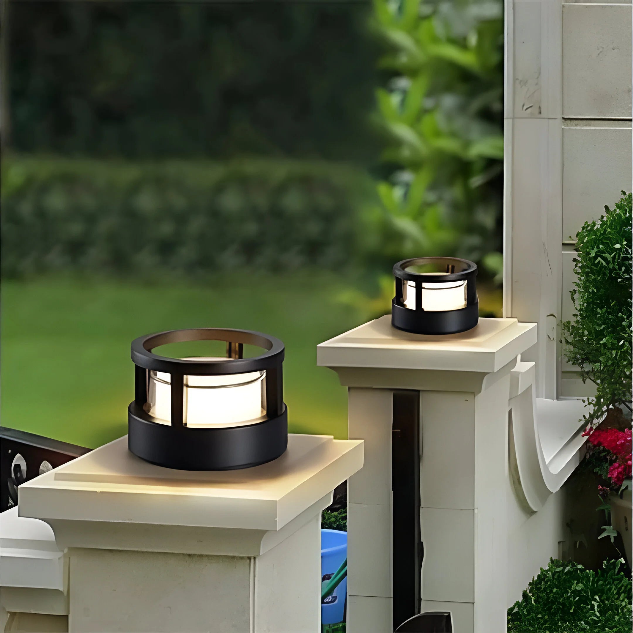 LumePost – Cylindrical Garden Floor Lamp