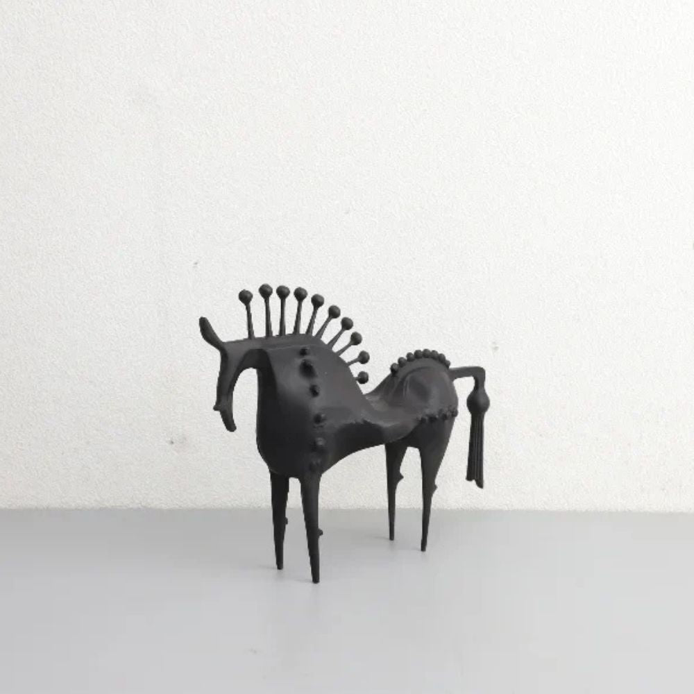 BowLift | Black Stallion Metal Sculpture