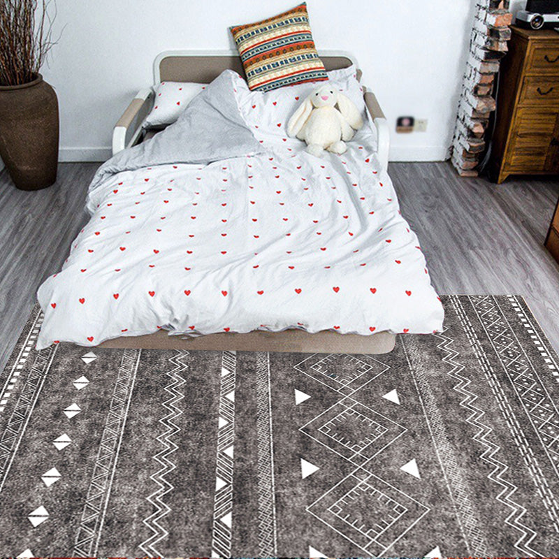 BowLift | White and black bohemian carpet Polyester striped pattern carpet pet-friendly washable non-slip backing carpet for decoration