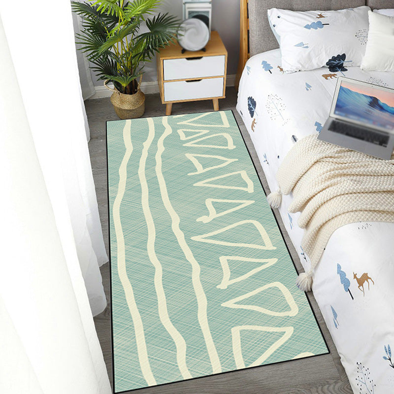 BowLift | Unique Heart Pattern Rug Black and Green Moroccan Rug Polyester Pet-Friendly Non-Slip Back Washable Rug for the Living Room