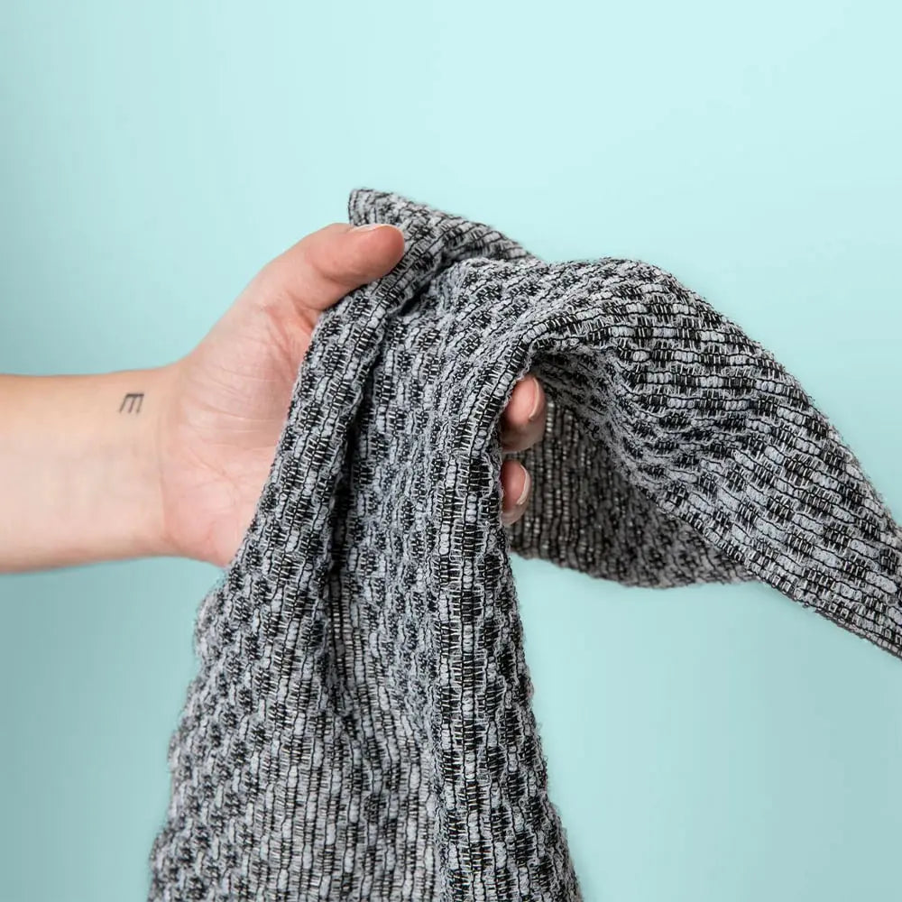 BowLift | Peeling Shower Towel with Silver Ions – Deep Cleaning & Gentle Exfoliation