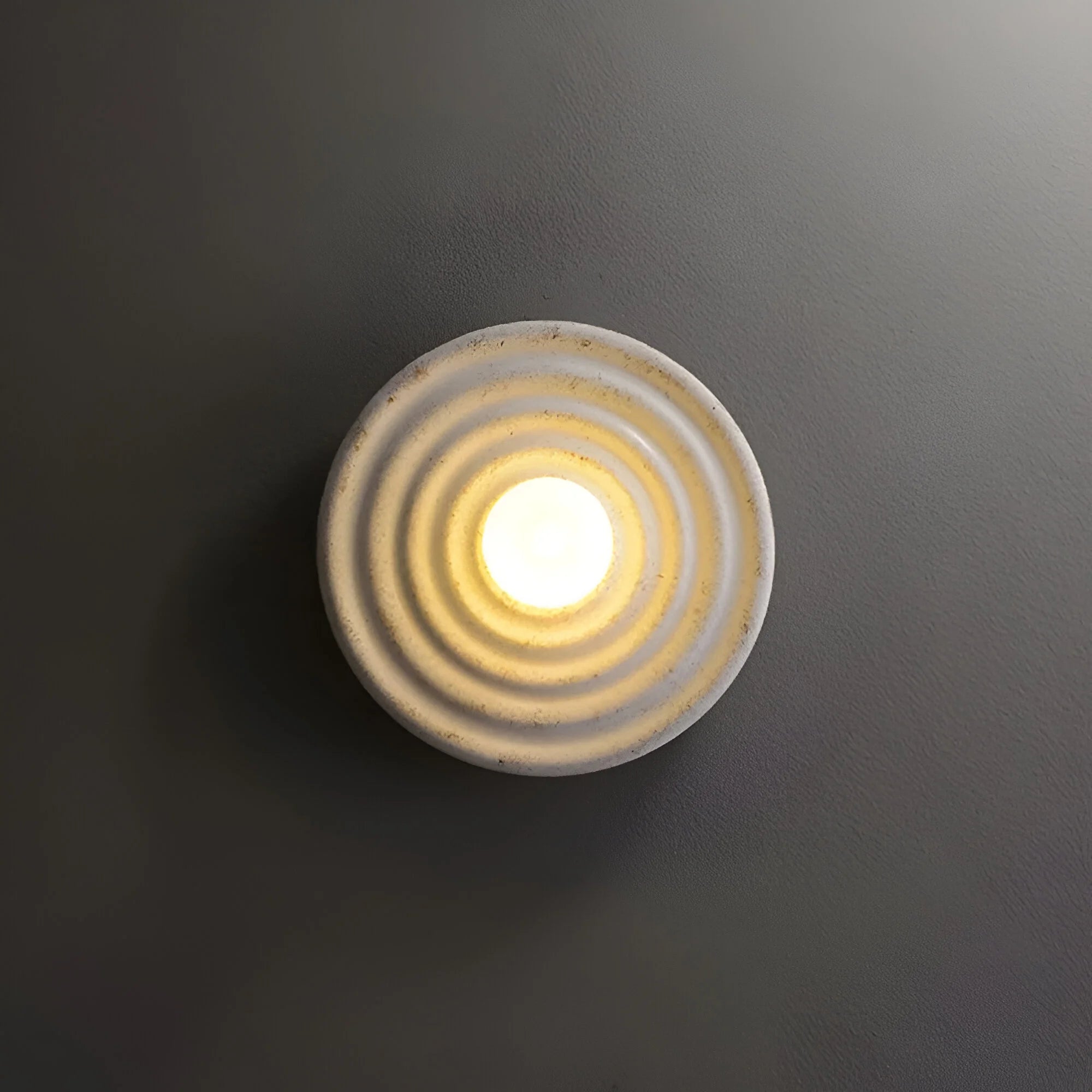GlowMist – Modern Minimalist Wall Light