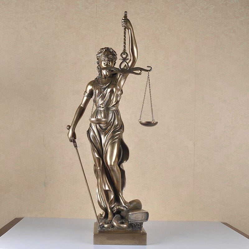 BowLift | Decoration statue of the goddess of justice