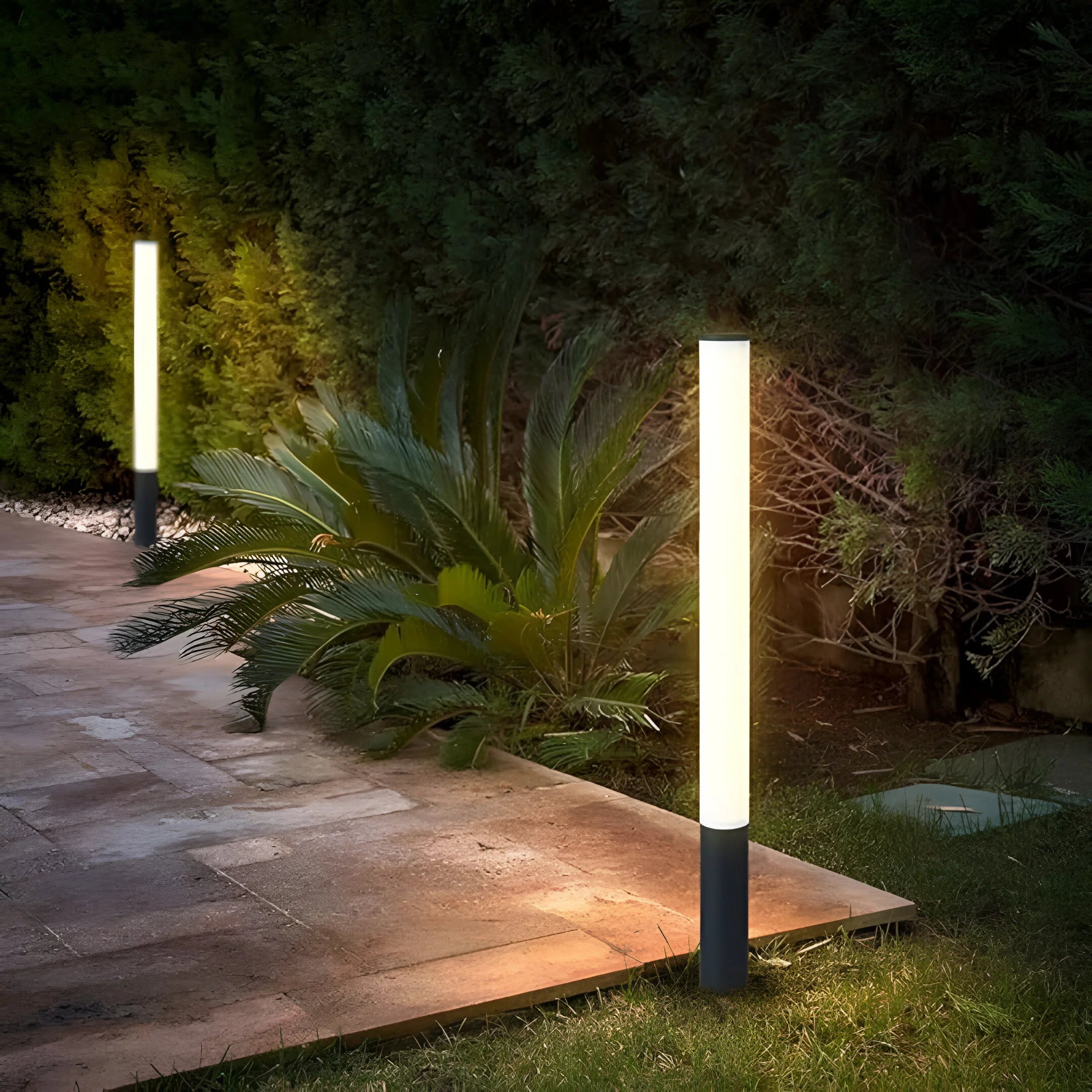 LumiEdge – Minimalist LED Outdoor Garden Light