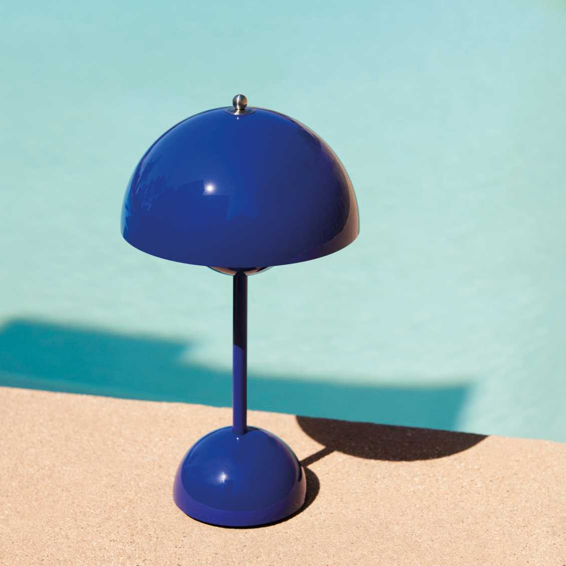 BowLift | Lunarglo | LED table lamp