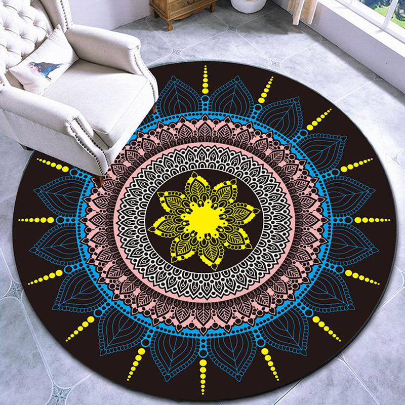BowLift | Stylish multicolored paisley print rug polypropylene Moroccan rug machine washable non-slip stain-resistant rug for lounge