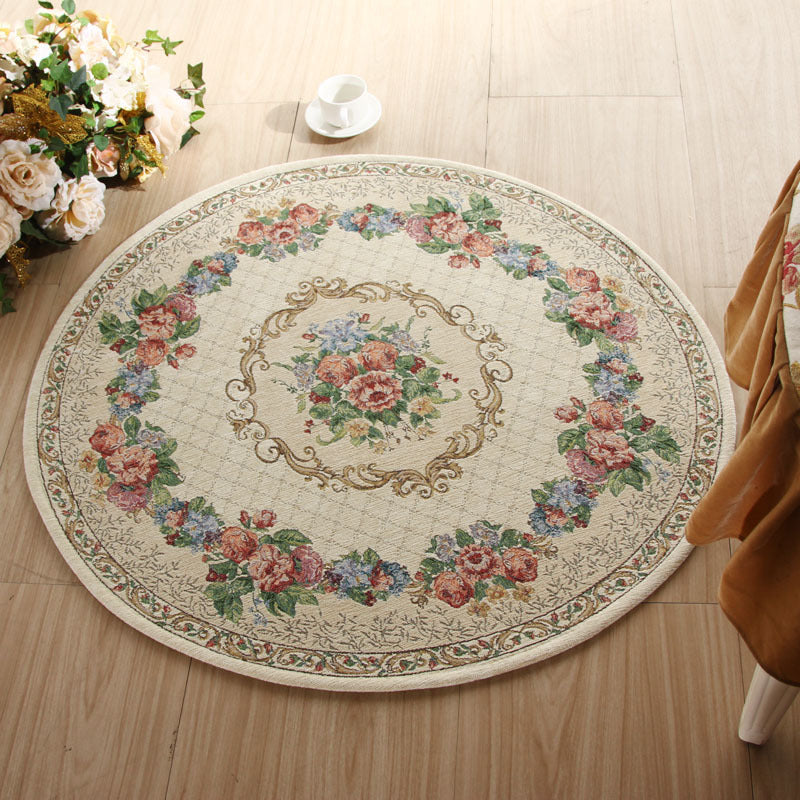 BowLift | Light Beige Decorative Rug Vintage Floral Pattern Area Rug Polypropylene Non-Slip Backing Pet-Friendly Rug