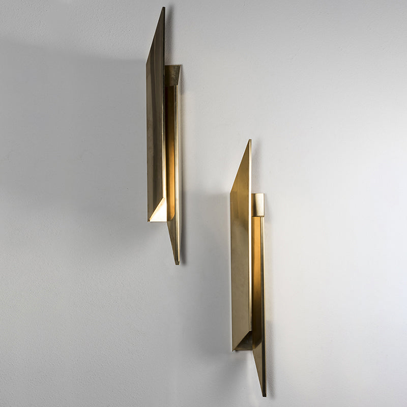 BowLift | Art Deco Quad-shaped Wall Light Metallic Bedroom LED Wall Lamp Fixture in Gold