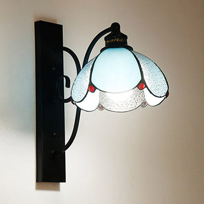 BowLift | Tiffany Scalloped Wall Mount Light with Rectangular Backplate Speckled Glass 3 Lights Wall Lighting in White/Transparent/Blue