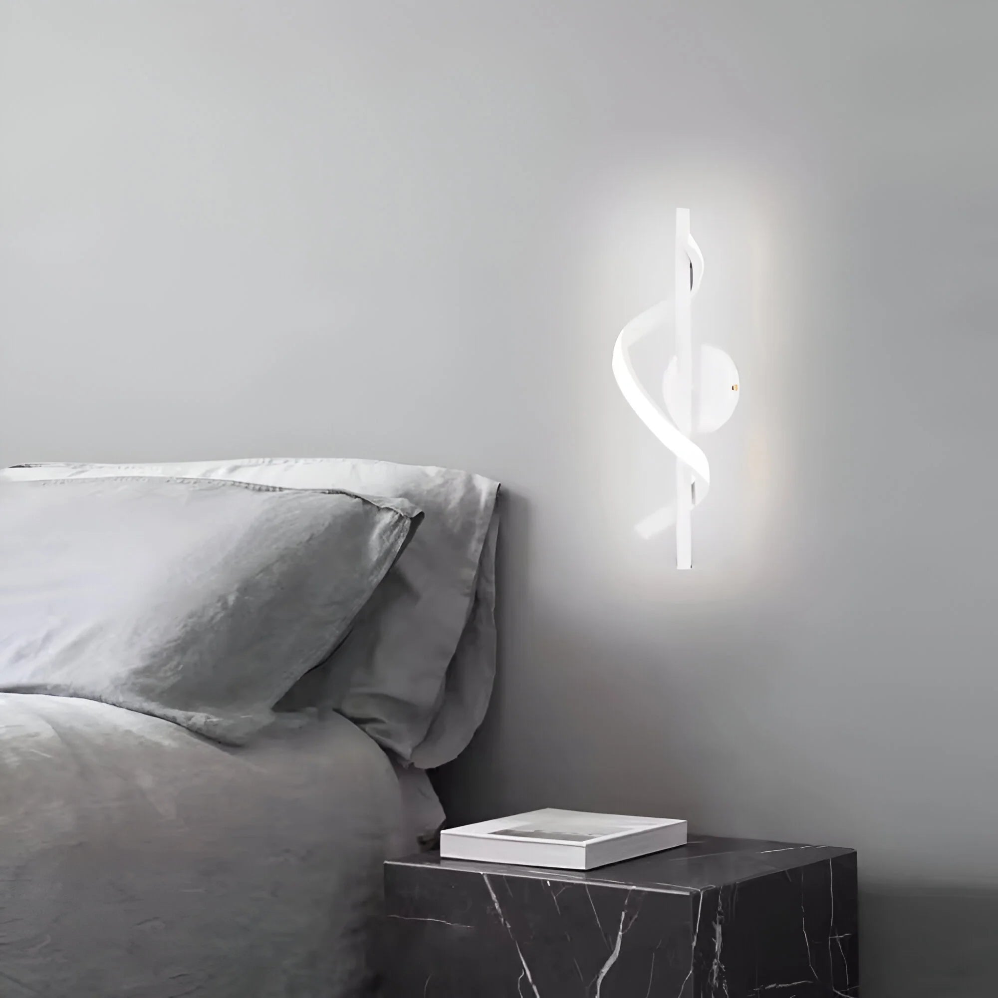 LumiTwist – Modern Spiral LED Wall Light