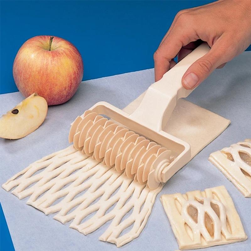 BowLift | Pasta lattice roller cutter