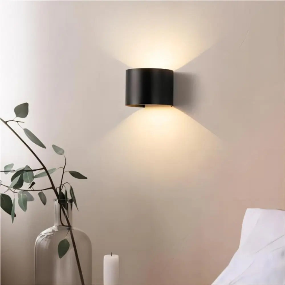 BowLift | CubeLuxe - Modern Wall Lamp