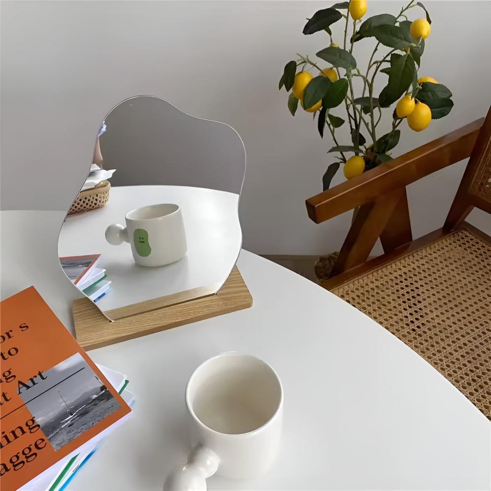 BowLift | Chic Curves Mirror