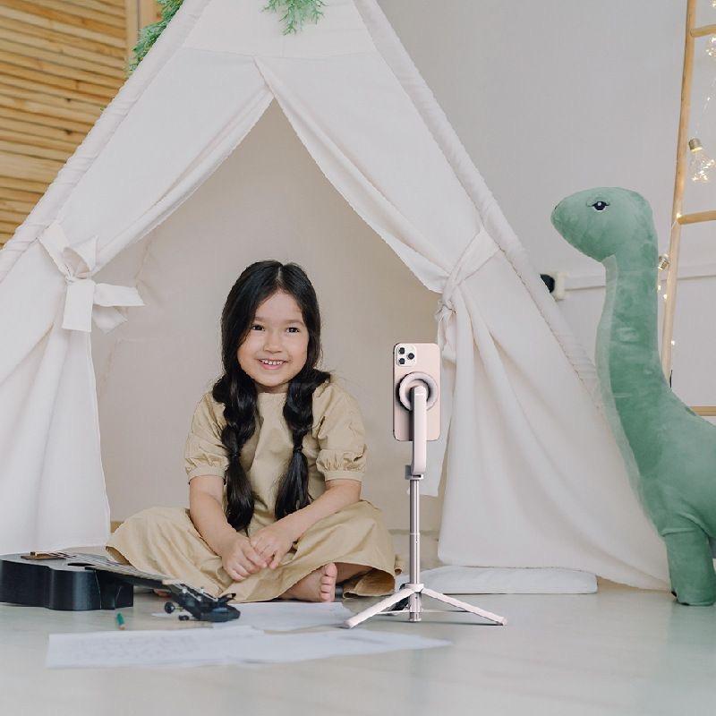 BowLift | All-in-One Magnetic Phone Selfie Stick