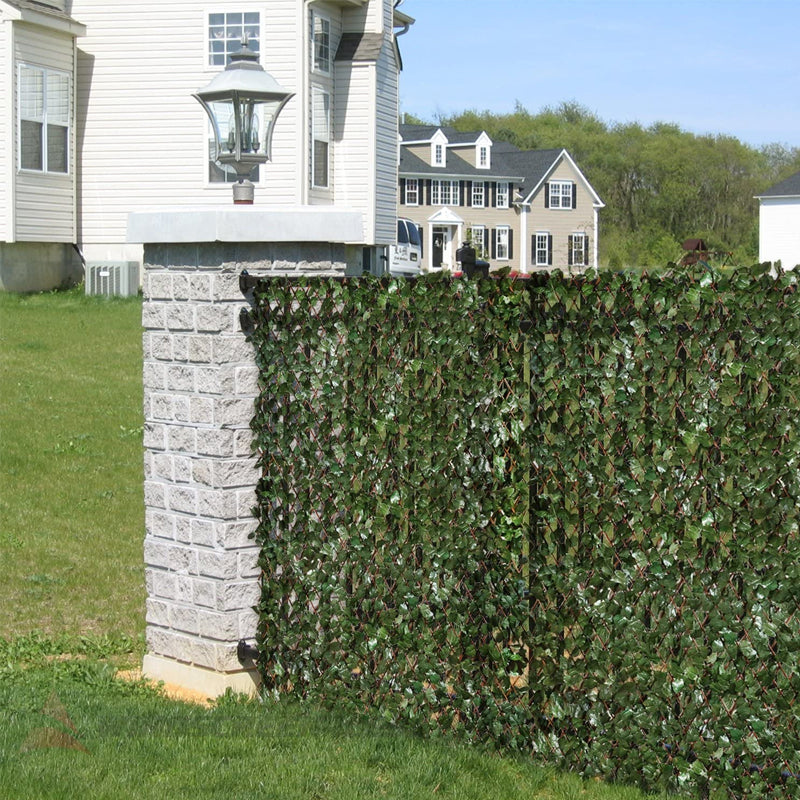 BowLift | Expandable artificial privacy fence