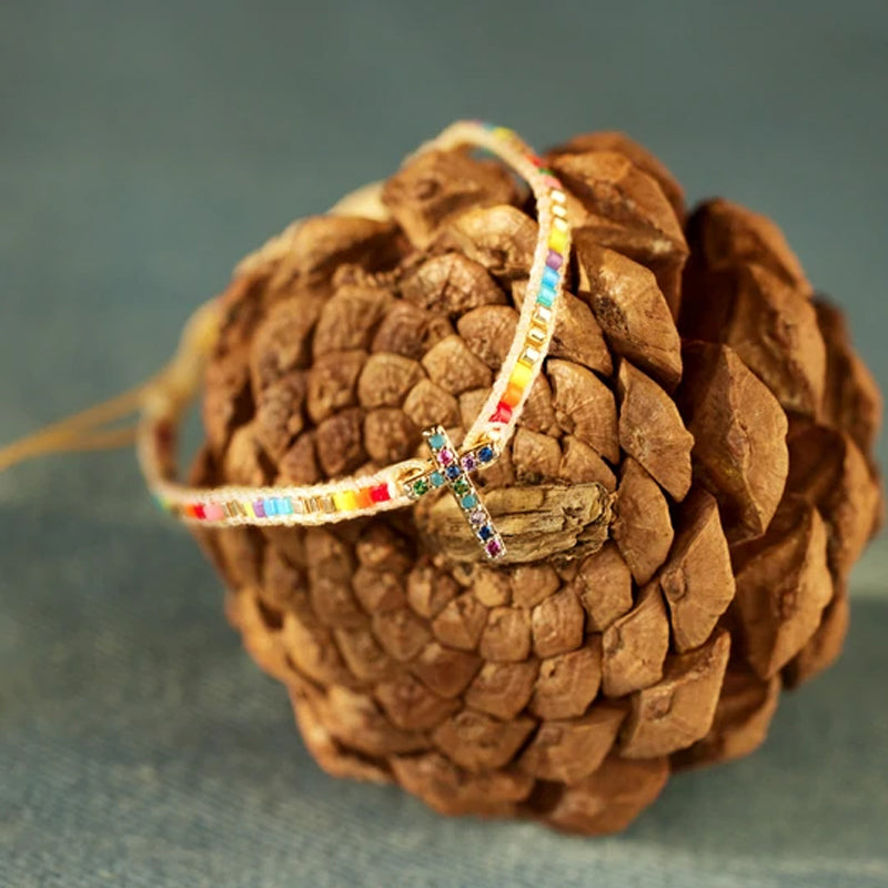 BowLift | GOD HAS A PLAN CROSS BRACELET