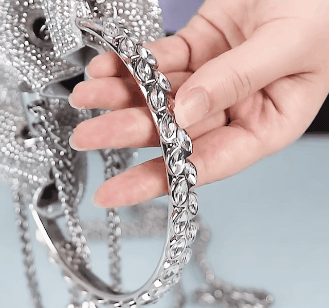 BowLift | Diamond Drawstring Bucket Bag