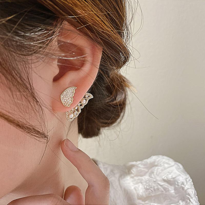 BowLift | Butterfly earrings with pearls and diamonds