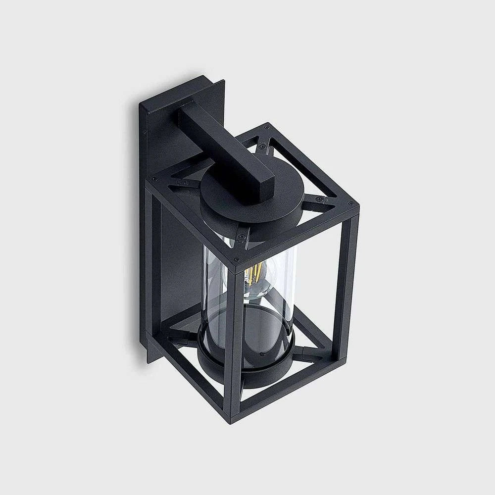 LumeGuard – Outdoor Garden Light with Glass Diffuser